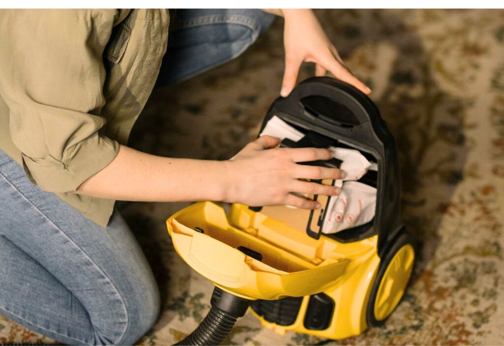 How to Clean Vacuum Cleaner Filter