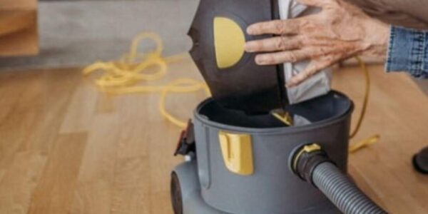 How to Dispose of a Vacuum Cleaner | Easy Guide