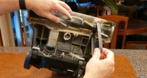 How to Replace a Vacuum Cleaner Belt