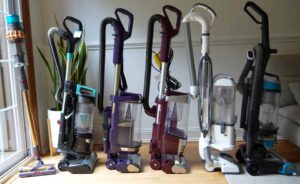 Read more about the article 11 Best Vacuums for Hardwood Floors in 2025 ( Tested & Reviewed)