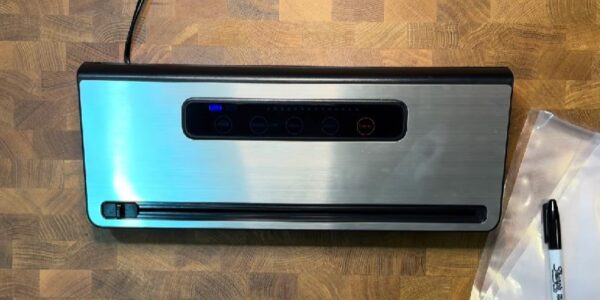 How to Use a Vacuum Sealer | 6 Easy Steps