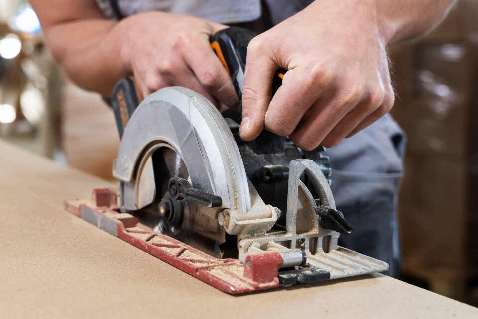 You are currently viewing Table Saw Buying Guide in 2025 – What to Buy & Why