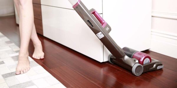 The 5 Best Vacuums For Laminate Floors of 2025